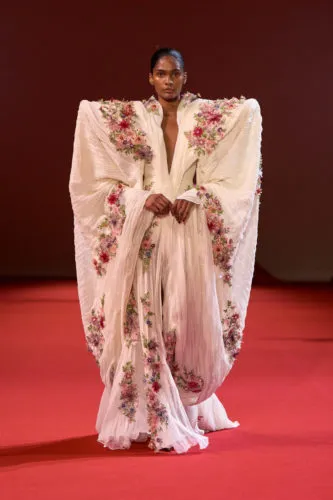 Manish Malhotra से एक विशेष बातचीत — उनके कूचर कलेक्शन ‘MAA’ पर — रूप 9