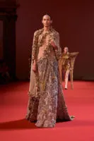 Manish Malhotra से एक विशेष बातचीत — उनके कूचर कलेक्शन ‘MAA’ पर — रूप 25